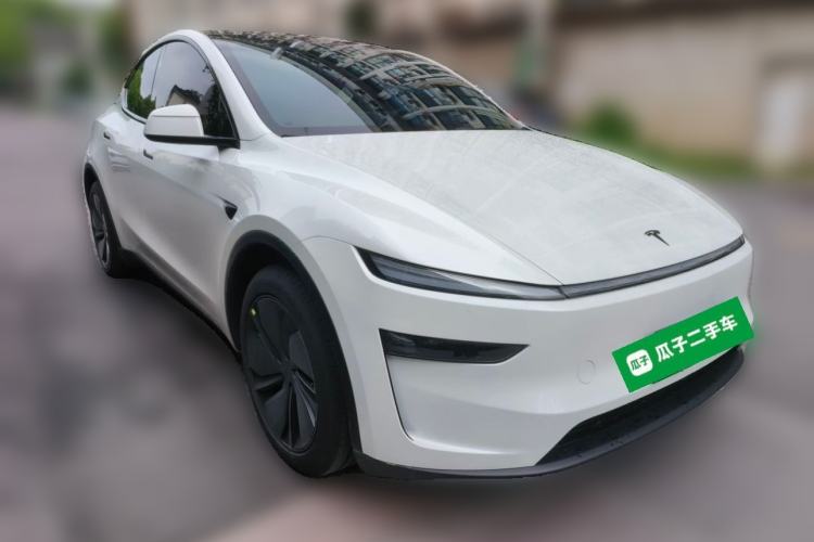 Used Tesla Model Y 2026 Rear-Drive Model Front Right 45 Deg