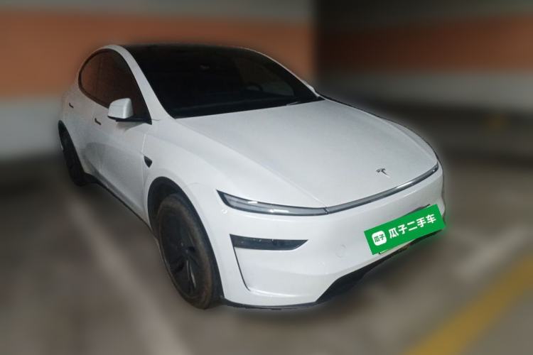 Used Tesla Model Y 2026 Model Long-Range Rear-Wheel-Drive Version Front Right 45 Deg