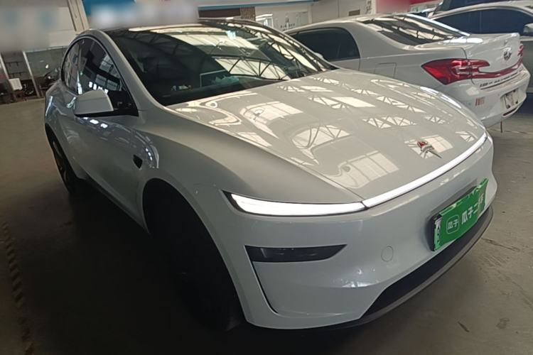 Used Tesla Model Y 2026 Model Long-Range Rear-Wheel-Drive Version Front Right 45 Deg