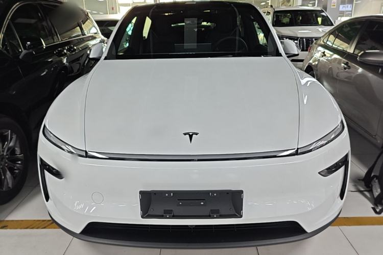 Used Tesla Model Y 2026 Rear-Drive Model Front