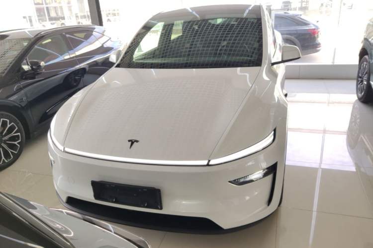 Used Tesla Model Y 2026 Rear-Drive Model Front