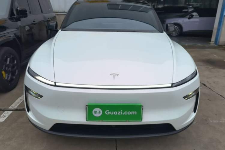 Used Tesla Model Y 2026 Facelifted Long-Range Rear-Drive Model Front