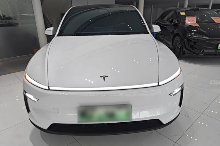 Used Tesla Model Y 2026 Rear-Drive Model Front