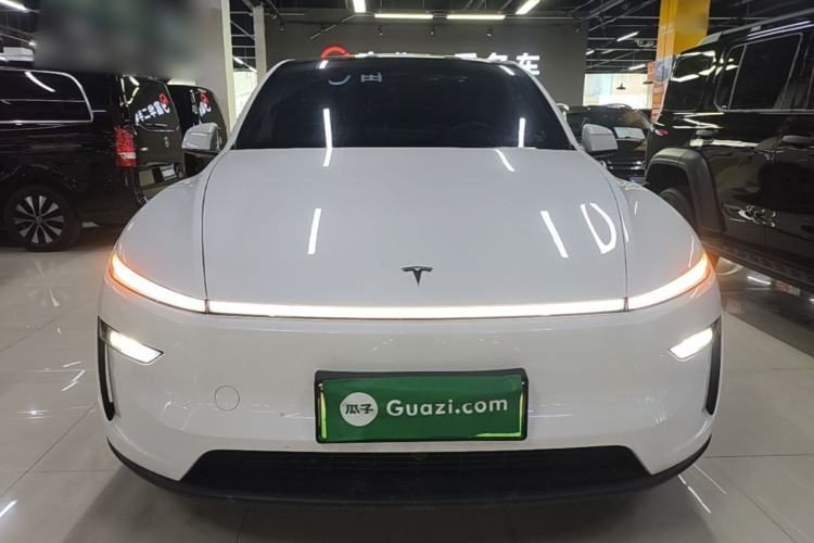 Used Tesla Model Y 2026 Long-Range All-Wheel-Drive Model Front