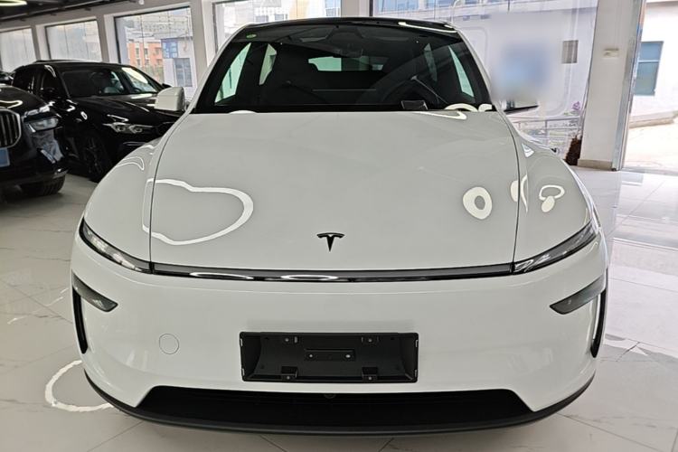 Used Tesla Model Y 2026 Rear-Drive Model Front