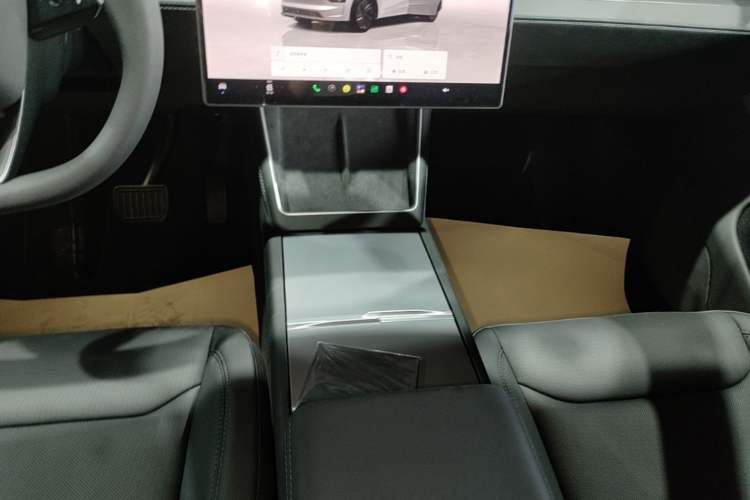 Used Tesla Model Y 2026 Facelifted Long-Range Rear-Drive Model Gear Lever