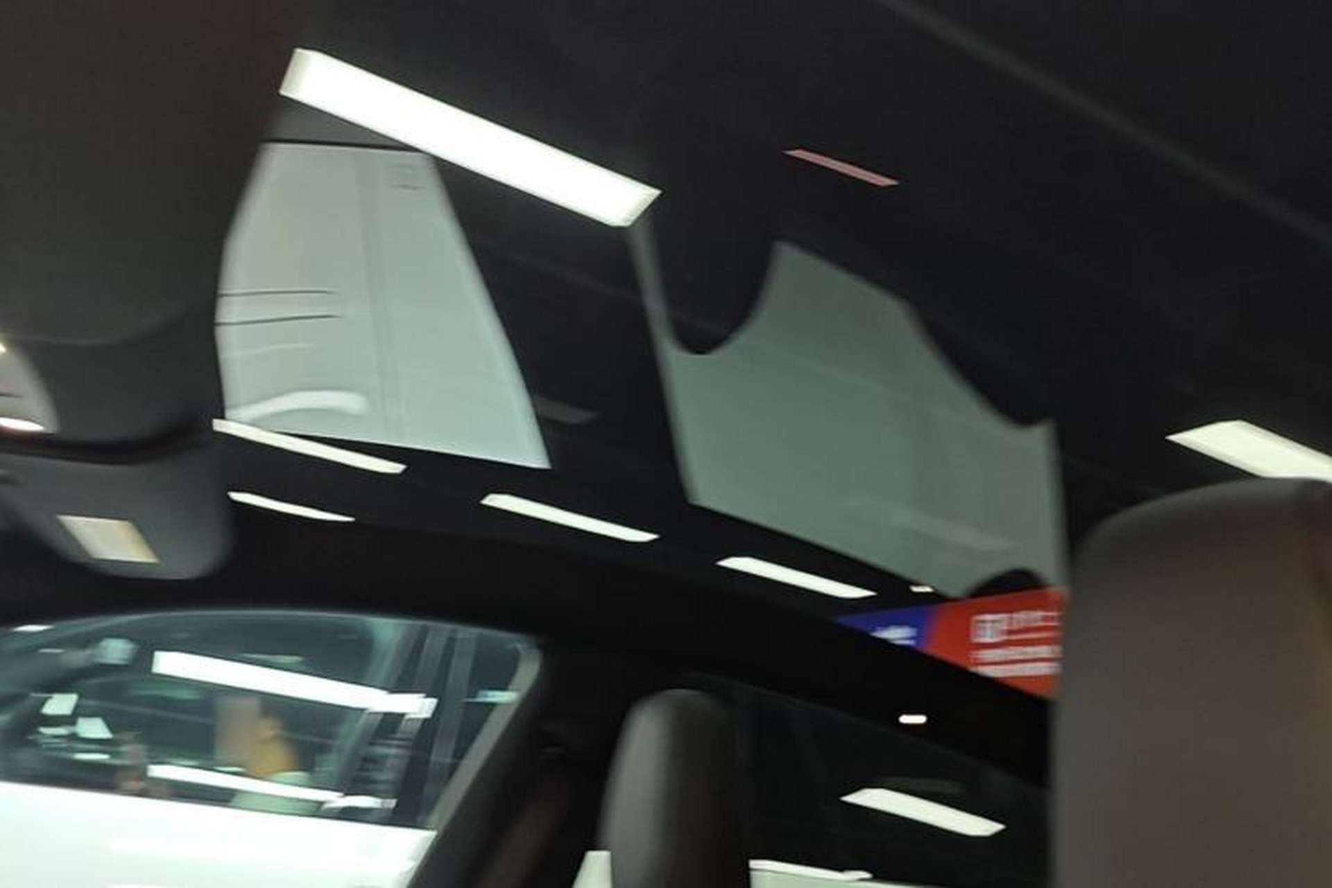 Used Tesla Model Y 2026 Rear-Drive Model Headliner