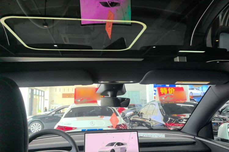 Used Tesla Model Y 2026 Facelifted Long-Range Rear-Drive Model Headliner