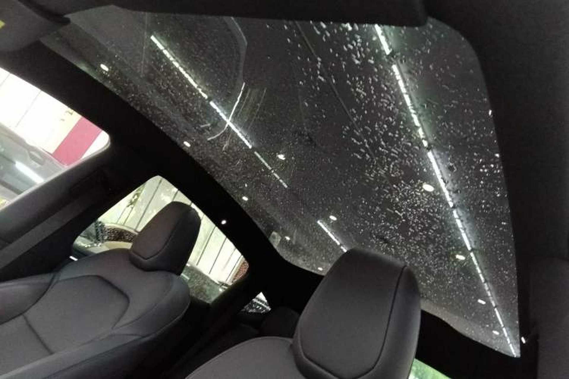 Used Tesla Model Y 2026 Long-Range All-Wheel-Drive Model Headliner