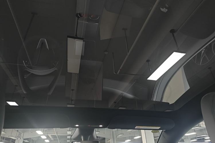 Used Tesla Model Y 2026 Rear-Drive Model Headliner