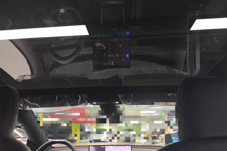 Used Tesla Model Y 2026 Rear-Drive Model Headliner