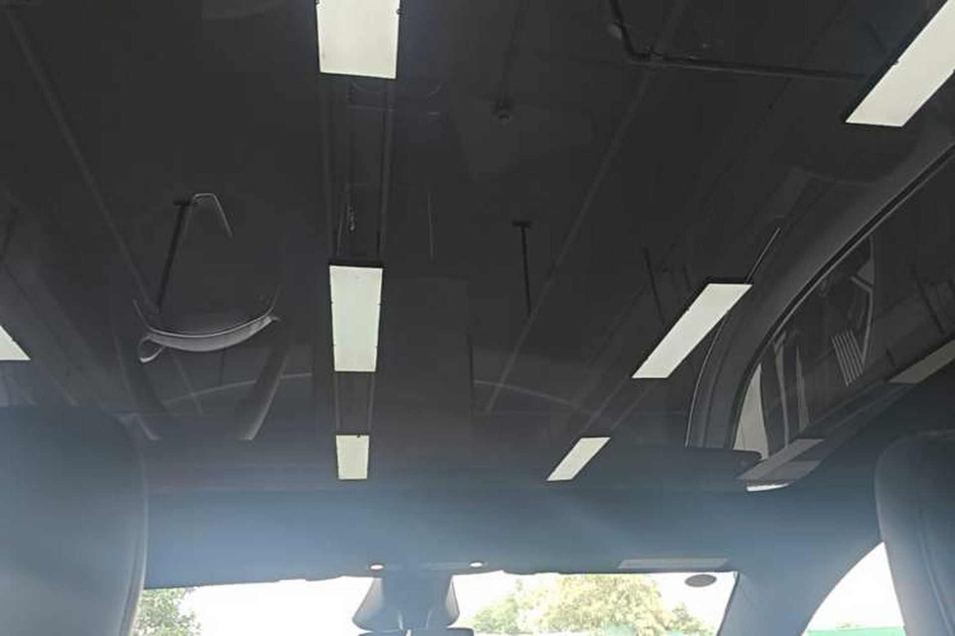 Used Tesla Model Y 2026 Rear-Drive Model Headliner