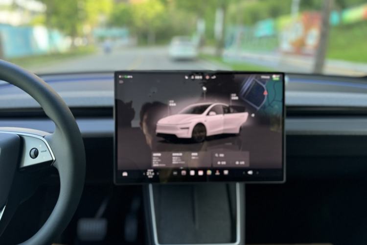 Used Tesla Model Y 2026 Facelifted Long-Range Rear-Drive Model Instrument Cluster