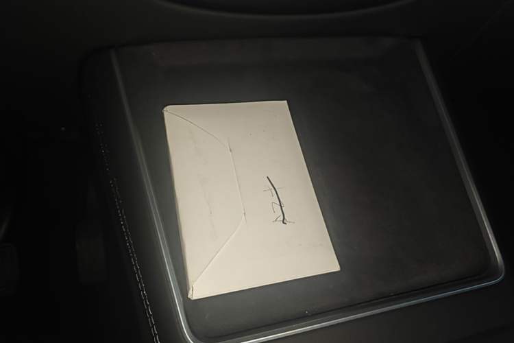 Used Tesla Model Y 2026 Rear-Drive Model Interior 1