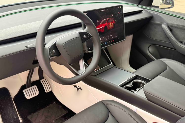 Used Tesla Model Y 2026 Long-Range All-Wheel-Drive Model Interior 2
