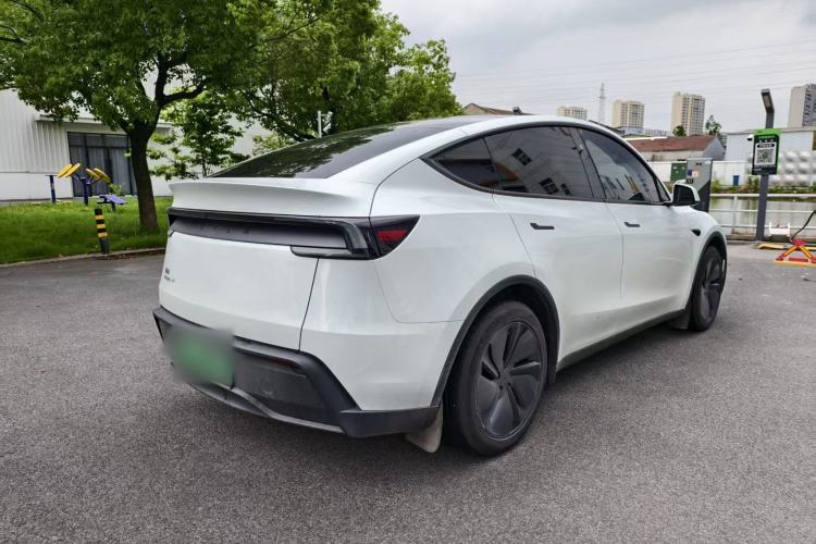 Used Tesla Model Y 2026 Model Long-Range Rear-Wheel-Drive Version Interior 6