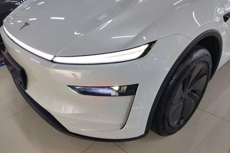 Used Tesla Model Y 2026 Facelifted Long-Range Rear-Drive Model Left Front Headlight