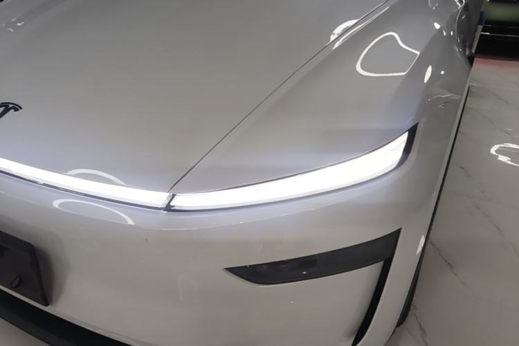 Used Tesla Model Y 2026 Rear-Drive Model Left Front Headlight