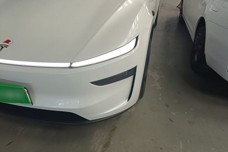Used Tesla Model Y 2026 Model Long-Range Rear-Wheel-Drive Version Left Front Headlight
