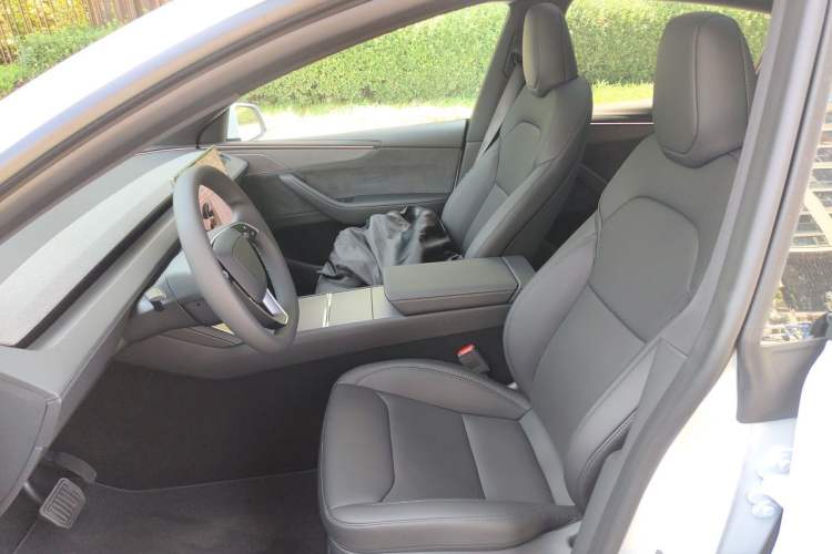 Used Tesla Model Y 2026 Long-Range All-Wheel-Drive Model Left Front Seat
