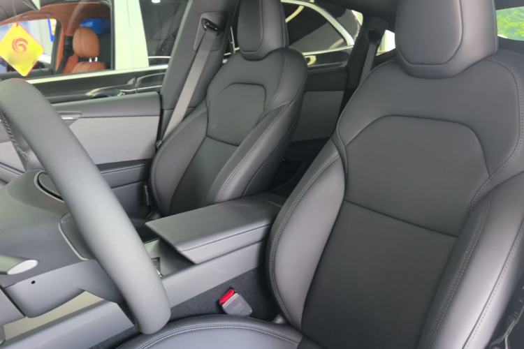 Used Tesla Model Y 2026 Facelifted Long-Range Rear-Drive Model Left Front Seat