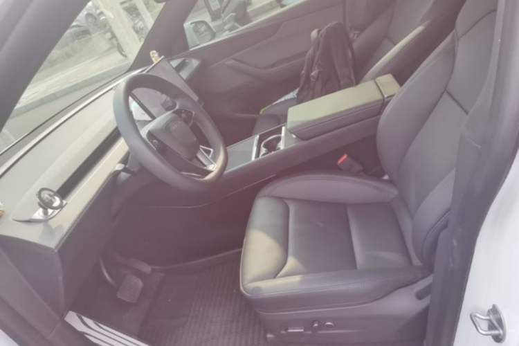 Used Tesla Model Y 2026 Rear-Drive Model Left Front Seat