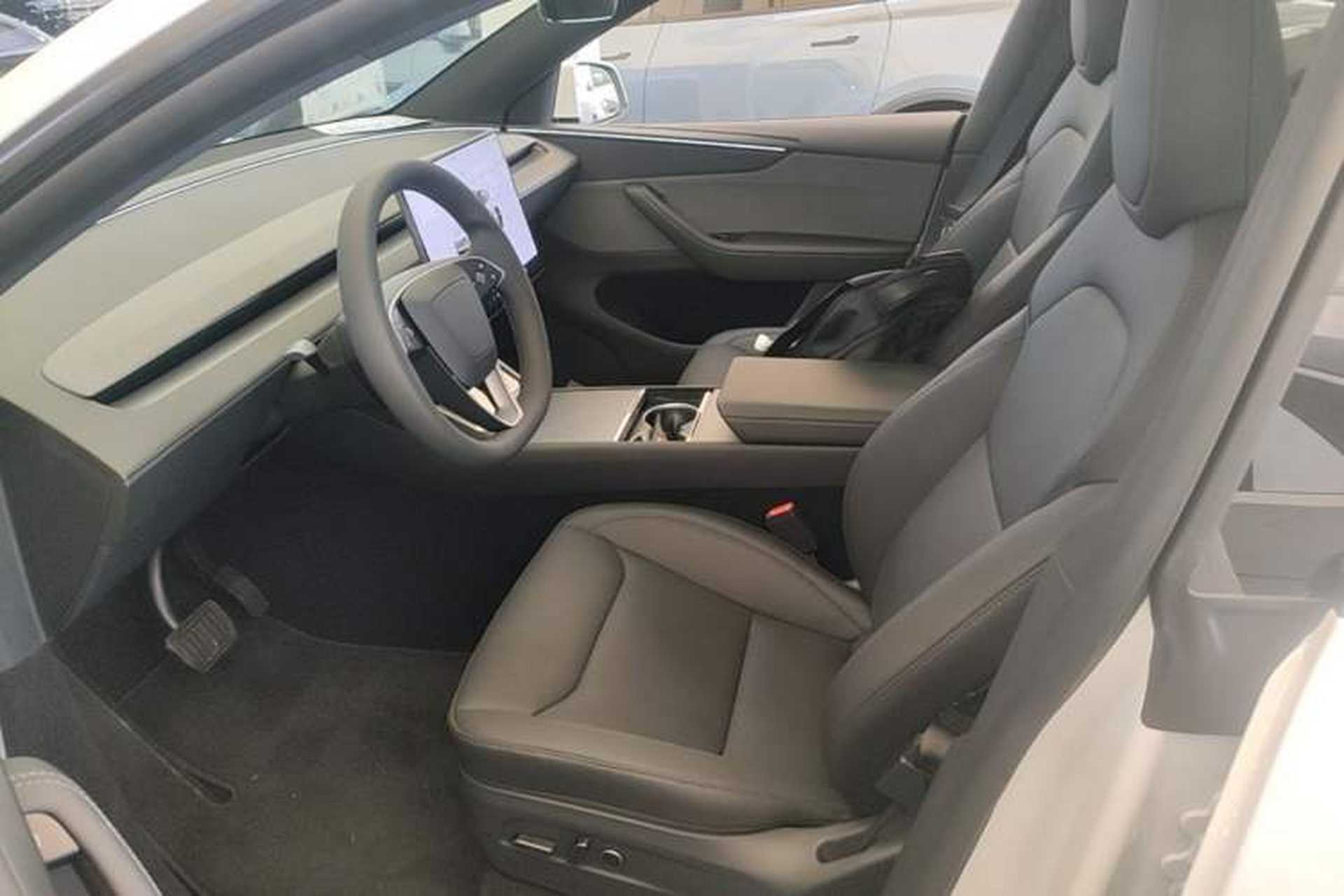 Used Tesla Model Y 2026 Rear-Drive Model Left Front Seat