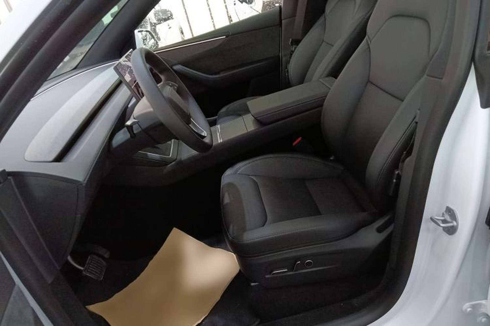 Used Tesla Model Y 2026 Long-Range All-Wheel-Drive Model Left Front Seat