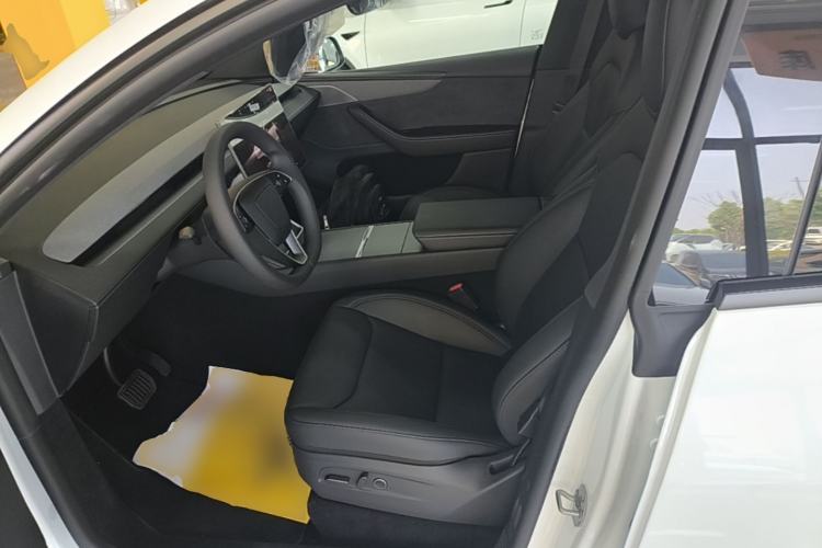 Used Tesla Model Y 2026 Long-Range All-Wheel-Drive Model Left Front Seat
