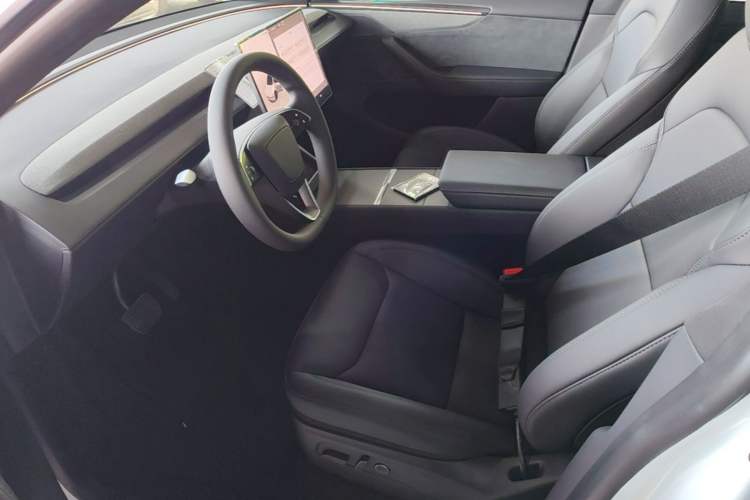 Used Tesla Model Y 2026 Long-Range All-Wheel-Drive Model Left Front Seat