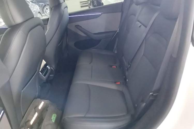 Used Tesla Model Y 2026 Facelifted Long-Range Rear-Drive Model Left Rear Seat