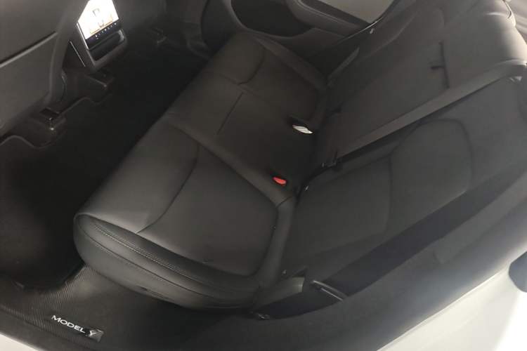 Used Tesla Model Y 2026 Rear-Drive Model Left Rear Seat