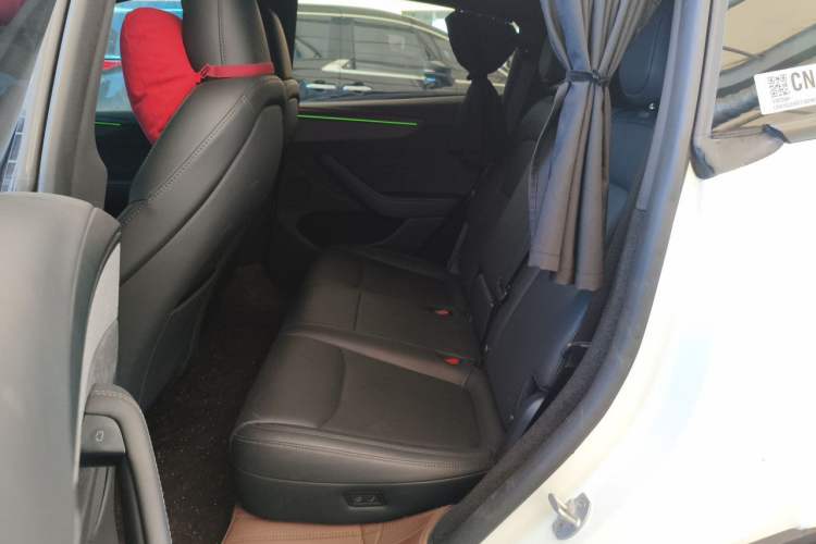 Used Tesla Model Y 2026 Long-Range All-Wheel-Drive Model Left Rear Seat