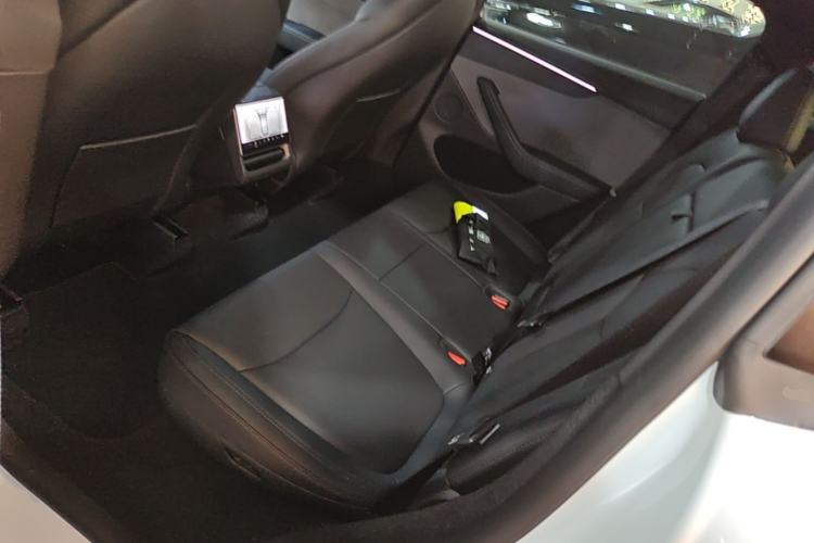 Used Tesla Model Y 2026 Rear-Drive Model Left Rear Seat