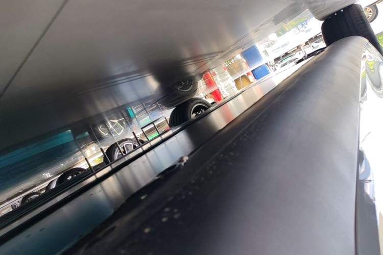Used Tesla Model Y 2026 Long-Range All-Wheel-Drive Model Left Side Sill