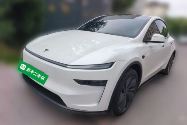 Used Tesla Model Y 2026 Rear-Drive Model