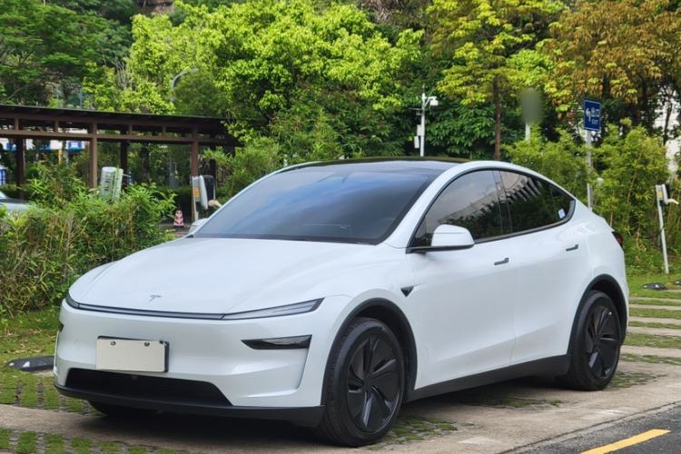 Used Tesla Model Y 2026 Rear-Drive Model Guazi used car, China used car export, Used car for sale, Used cars, Cheapest cars for sale