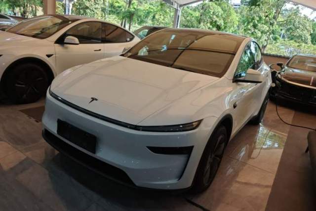 Used Tesla Model Y 2026 Rear-Drive Model