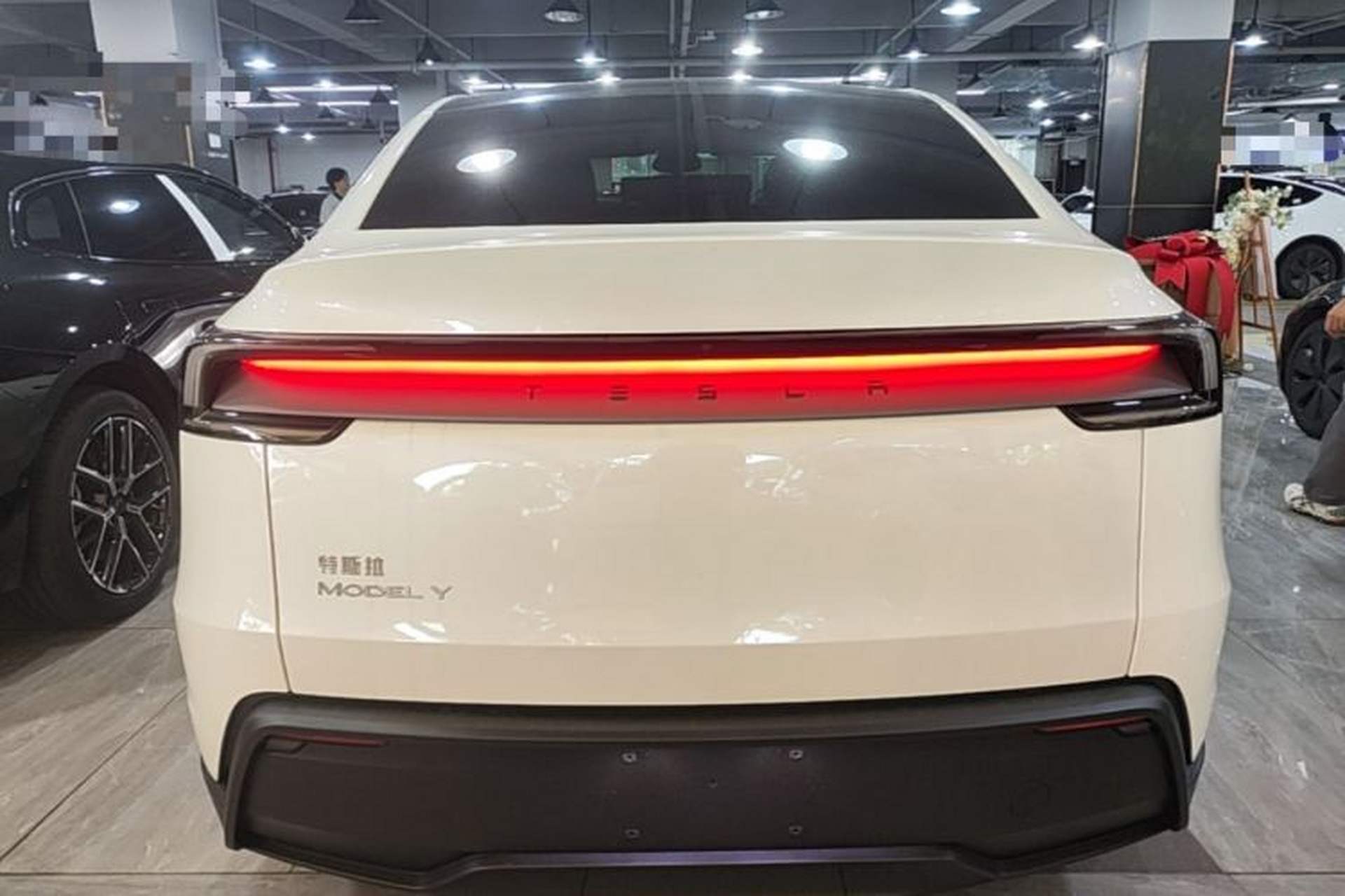 Used Tesla Model Y 2026 Rear-Drive Model Rear