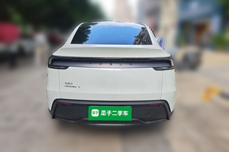 Used Tesla Model Y 2026 Rear-Drive Model Rear
