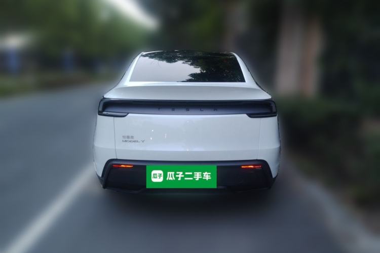 Used Tesla Model Y 2026 Rear-Drive Model Rear