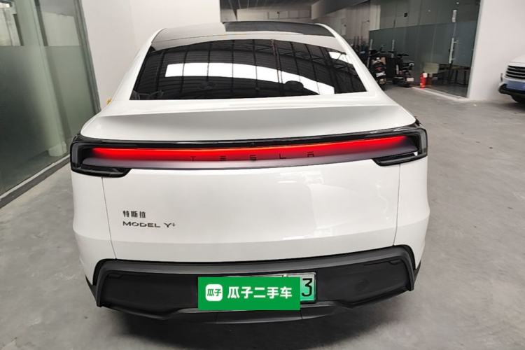 Used Tesla Model Y 2026 Long-Range All-Wheel-Drive Model Rear