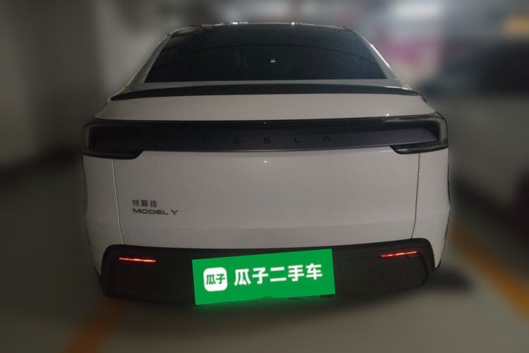 Used Tesla Model Y 2026 Rear-Drive Model Rear