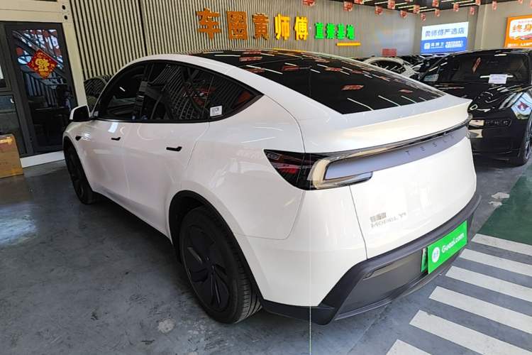 Used Tesla Model Y 2026 Facelifted Long-Range Rear-Drive Model Rear Left 45 Deg
