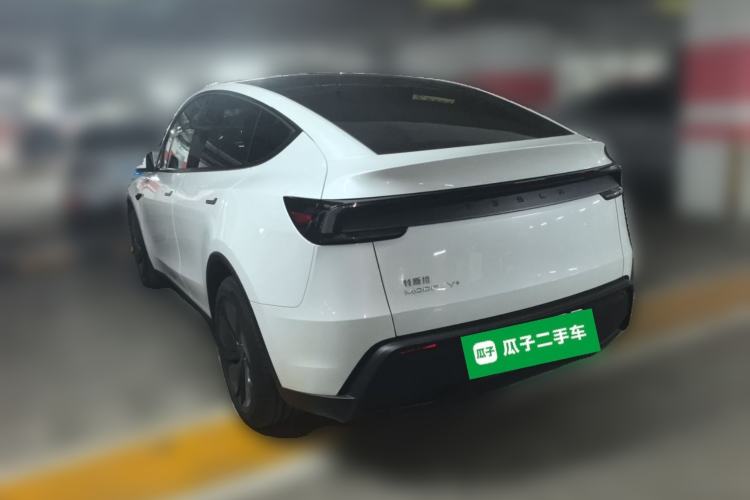 Used Tesla Model Y 2026 Facelifted Long-Range Rear-Drive Model Rear Left 45 Deg