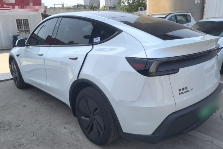 Used Tesla Model Y 2026 Rear-Drive Model Rear Left 45 Deg