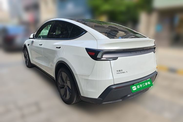 Used Tesla Model Y 2026 Rear-Drive Model Rear Left 45 Deg