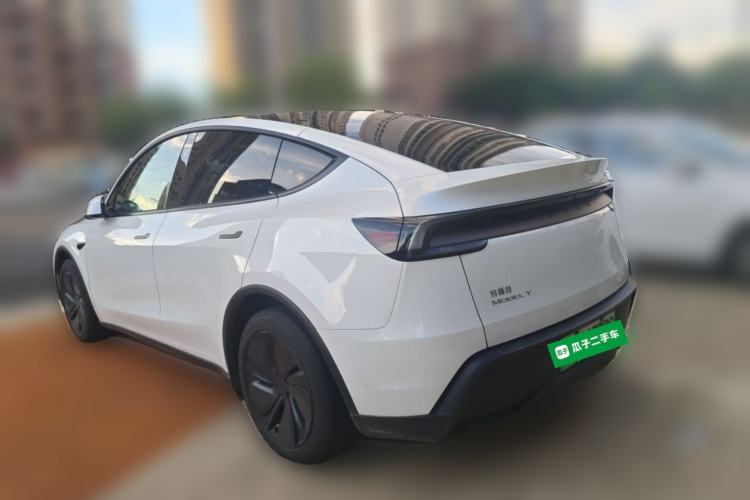 Used Tesla Model Y 2026 Rear-Drive Model Rear Left 45 Deg
