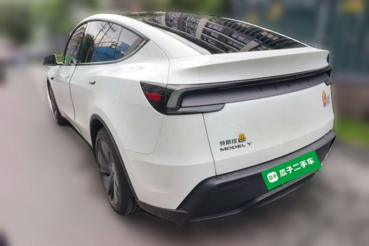 Used Tesla Model Y 2026 Rear-Drive Model Rear Left 45 Deg
