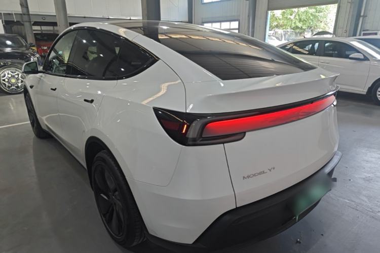 Used Tesla Model Y 2026 Model Long-Range Rear-Wheel-Drive Version Rear Left 45 Deg